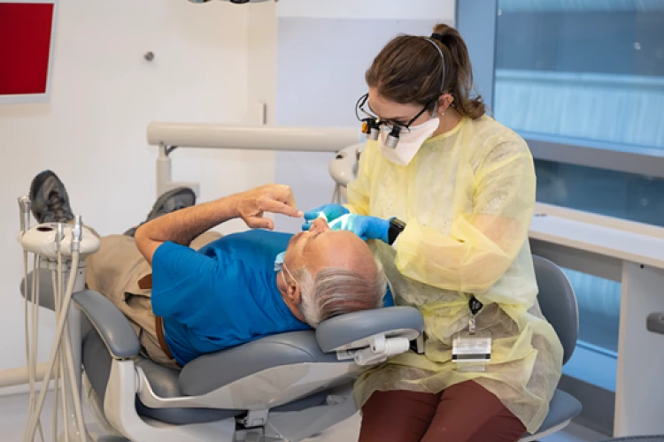 dental student